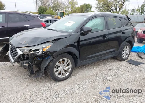 2020 Hyundai Tucson Value z USA, uszkodzony, nr VIN KM8J3CA46LU101440